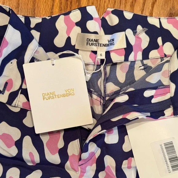 Diane Von Furstenberg Pink and Blue High Waist Shorts - Picture 2 of 3